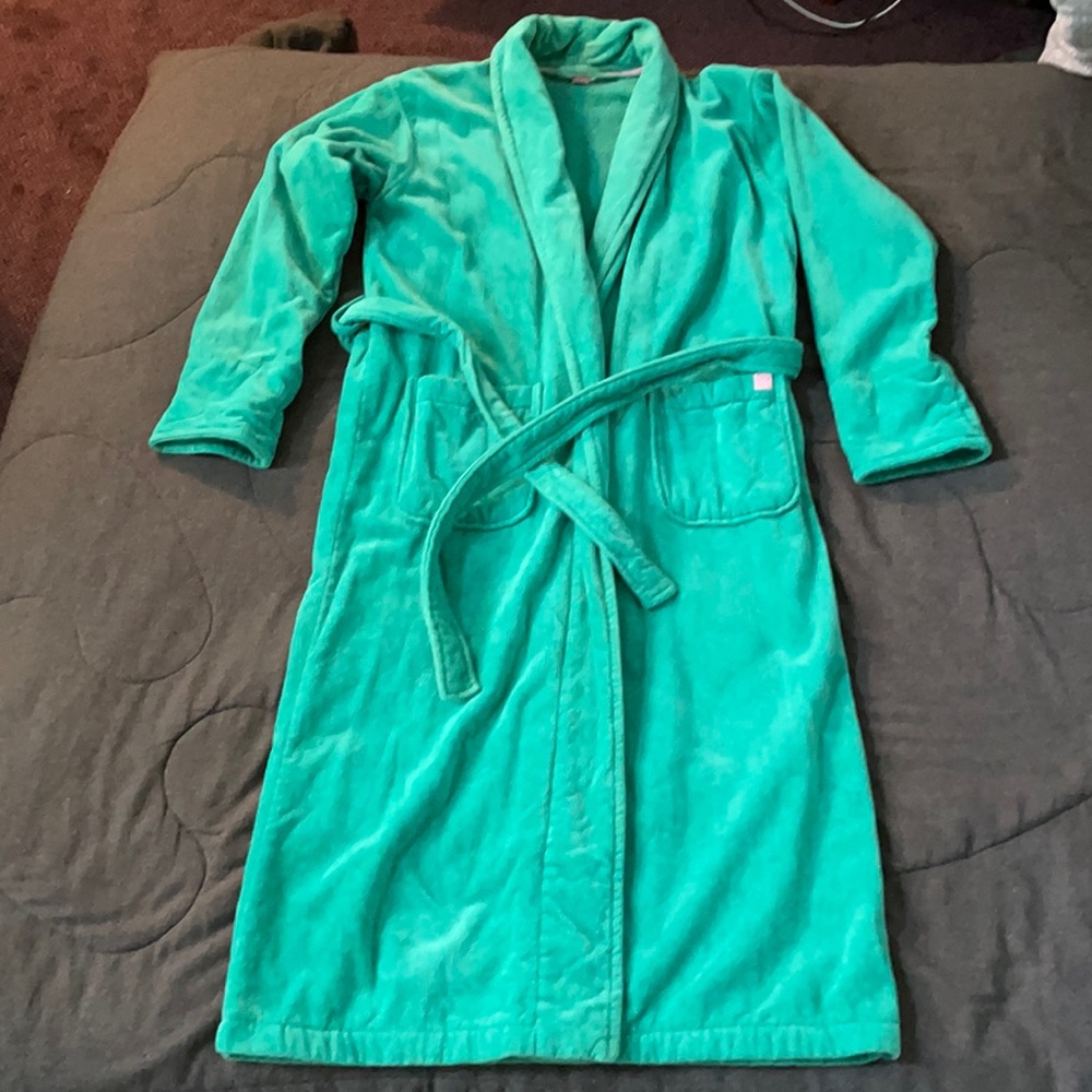 Victoria’s Secret Plush Terrycloth Robe M, NWOT